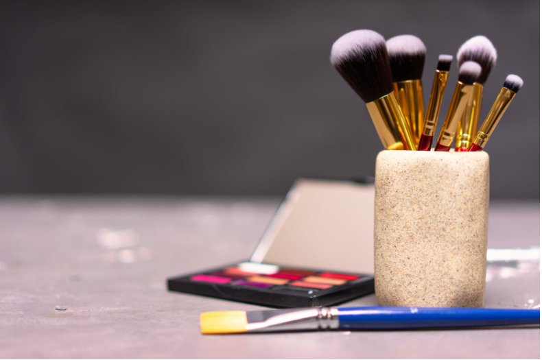 5 TIPS FOR BUYING BEAUTY PRODUCTS ONLINE