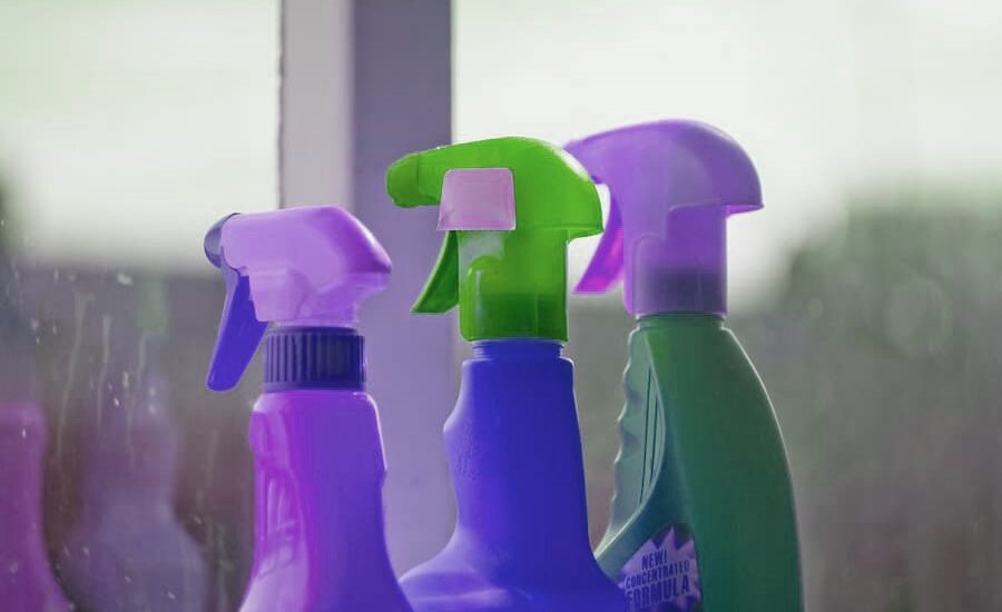 What Spray Bottles Used To Store And Dispense Degreaser?